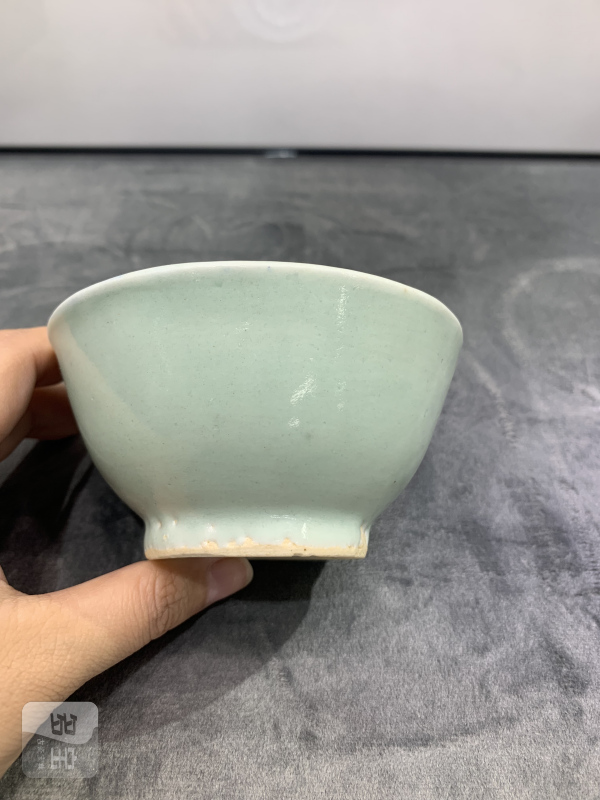 清雍正外粉青釉内青花太极八卦纹杯 - 图5